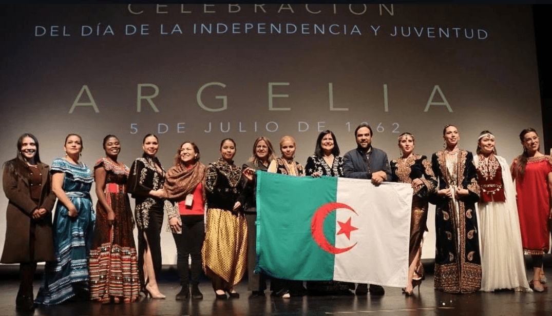Celebración del 63 aniversario del "Día de la Independencia y de la Juventud "